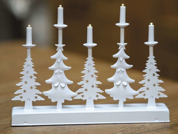 LED Lichterbogen aus Metall in Form von Tannenbäumen mit fünf elektrischen Kerzen als Weihnachtsdekoration
