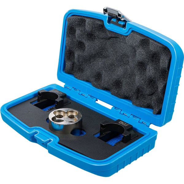 BGS Werkzeug in geöffnetem, blauem Werkzeugkoffer mit Schaumstoffeinlage