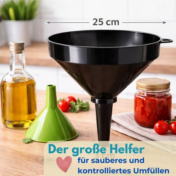 Schwarzer Trichter mit einem Durchmesser von 25 Zentimetern und ein grüner Trichter stehen auf einem Tisch.
