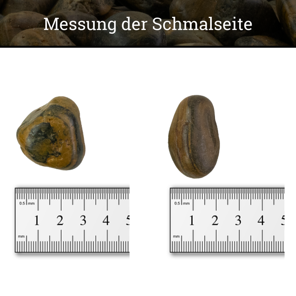 Anleitung zur Messung der Schmalseite eines Steins mit einem Lineal zur Bestimmung der Korngröße.