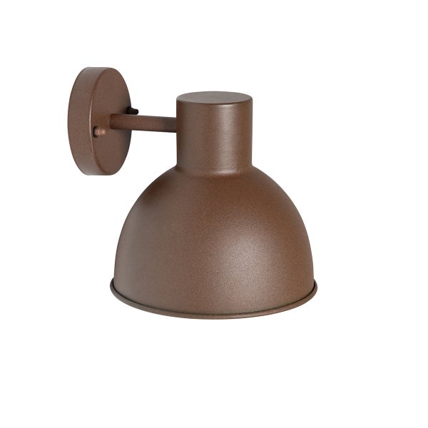 Außenwandleuchte aus Metall in Rostoptik mit halbkugelförmigem Schirm im Industrie-Design.