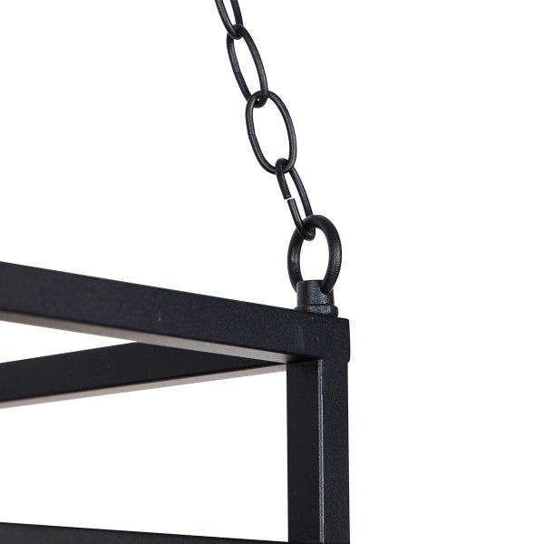 Detail einer Hängeleuchte mit Kette