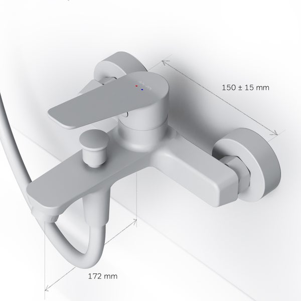 Aufputz-Badewannenarmatur mit Maßangaben 150 ± 15 mm und 172 mm