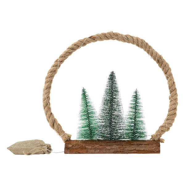 ECD Germany LED Jute Kreis mit LED-Beleuchtung 34x30x7,5 cm, Deko Weihnachtskreis aus Seil mit 30 warmweißen LEDs, 3 Tannen, Jutesäckchen, Batterien, Timer, Weihnachtsbeleuchtung Weihnachtsdeko Innen