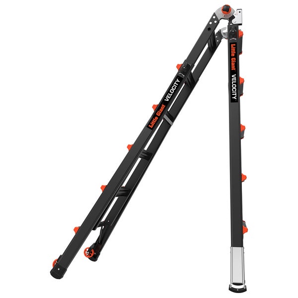 Little Giant Velocity Mehrzweckleiter im zusammengeklappten Zustand