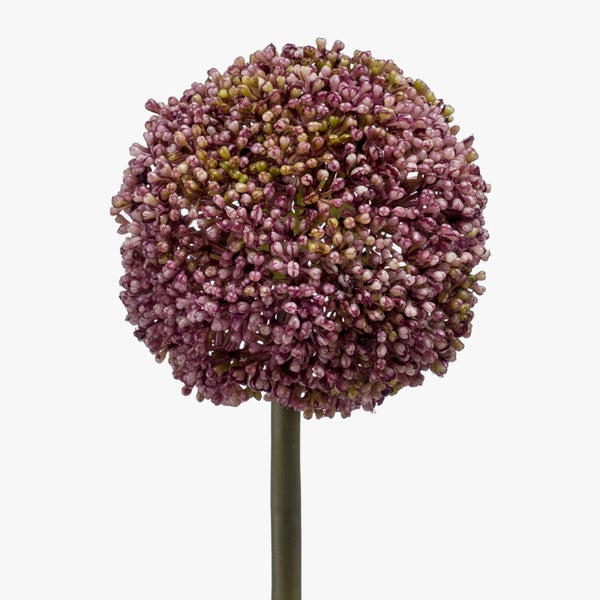 Künstliche Allium-Blume mit kugelförmigem lila Blütenkopf und grünem Stiel