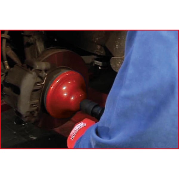 Bremssattelrücksteller in Gebrauch am Bremssattel