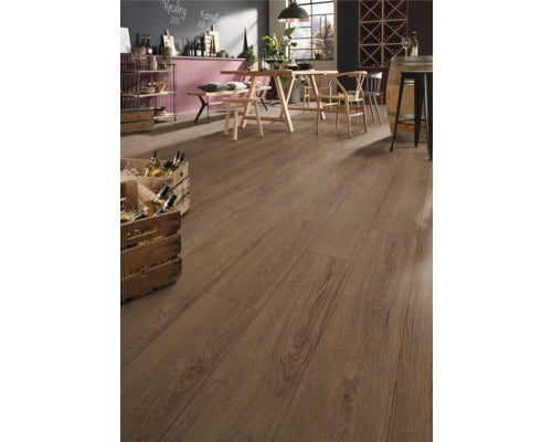 Ansicht eines Laminatbodens in Holzoptik