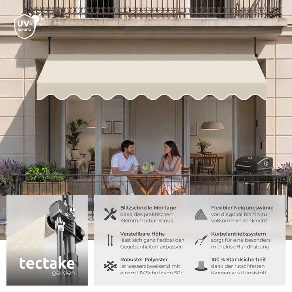 Beige Klemmmarkise aus Polyester auf einem Balkon, Ultraviolett-Schutz, verstellbare Höhe und Neigungswinkel, tectake garden Logo.