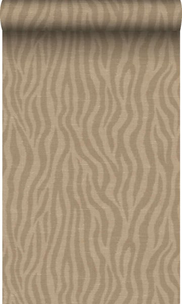 Tapete mit dezentem Zebra Muster in Textiloptik für eine moderne Wandgestaltung.
