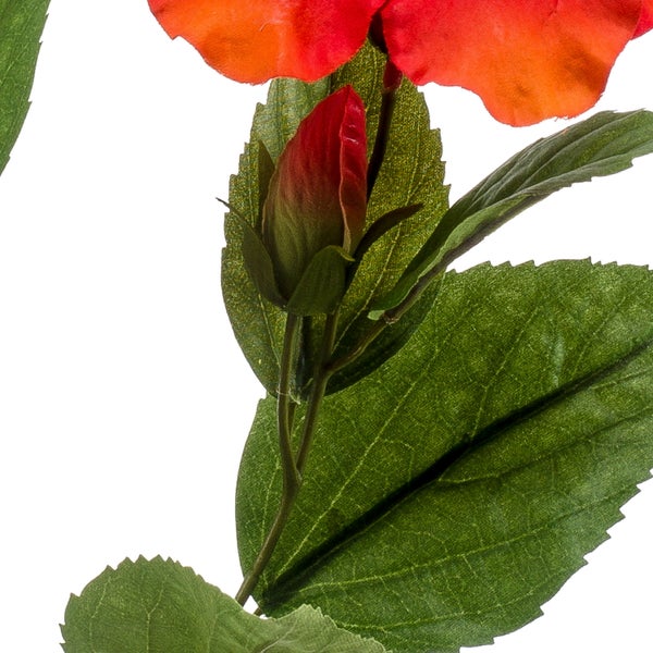 Künstliche Hibiskusblüte in Rot mit grünen Blättern.
