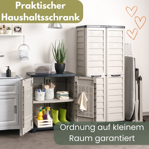 Aufbewahrungsszene mit Mehrzweckschrank und Bügelbrett für den Haushalt