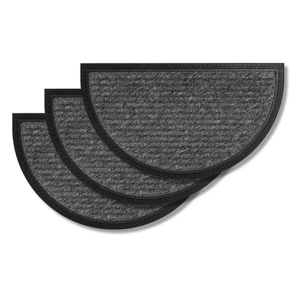 Drei halbrunde Fußmatten mit Muster