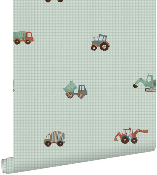 Tapete mit Karomuster und Motiven von Baustellenfahrzeugen wie Bagger, Traktor und Lastkraftwagen.