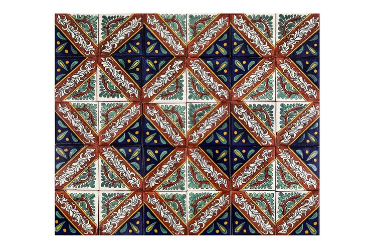 Fliesen mit floralem Muster