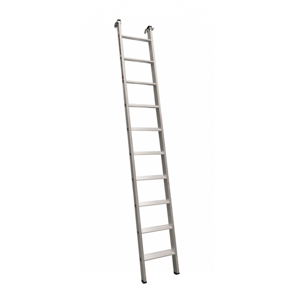 Anlegeleiter aus Aluminium mit zehn Stufen in aufrechter Position stehend.