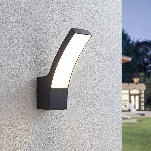 Lindby LED Wandleuchte außen Ilvita (spritzwassergeschützt (Modern) in Schwarz aus Aluminium (1 flammig, ) - Außenwandleuchten Wandlampe Led Außenlampe Outdoor für Außenwand/Hauswand
