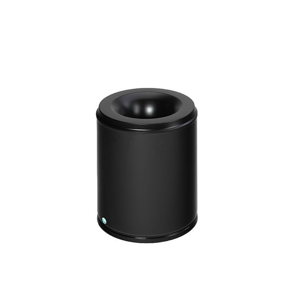 Zylindrisches, schwarzes Ofenrohr-Element oder Adapter aus Metall für den Schornsteinanschluss.
