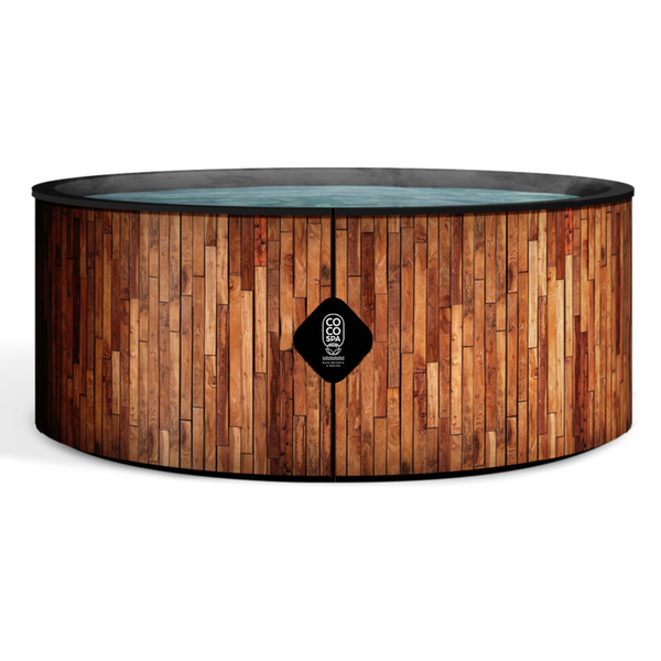 Runder Whirlpool in Holzoptik mit Wasserfüllung, Coco Spa Logo.