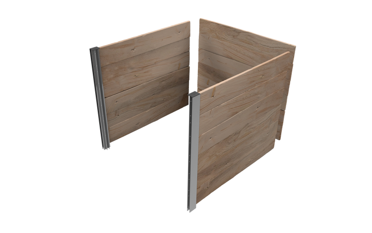 Hölzerner Komposter aus Brettern mit Metall-Eckprofilen