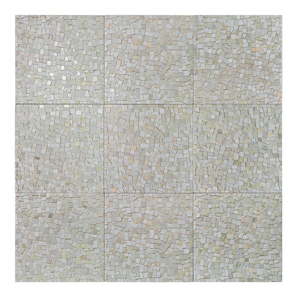 Wandfliesen mit Mosaikoptik in quadratischem Format mit feiner Oberflächenstruktur.
