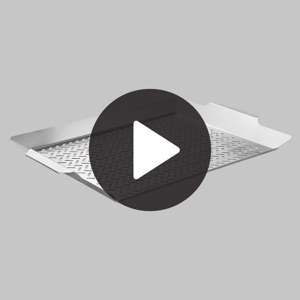 Grillmatte aus Metall mit Löchern