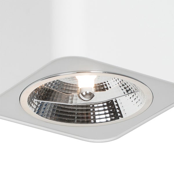 Deckeneinbaustrahler mit Leuchtmittel