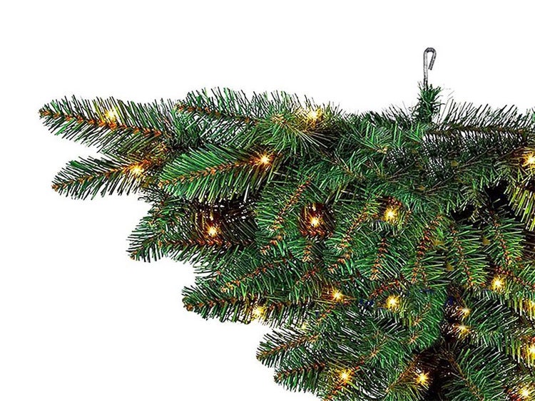 Künstliche Tannengirlande mit integrierter LED Lichterkette für die Weihnachtsdekoration