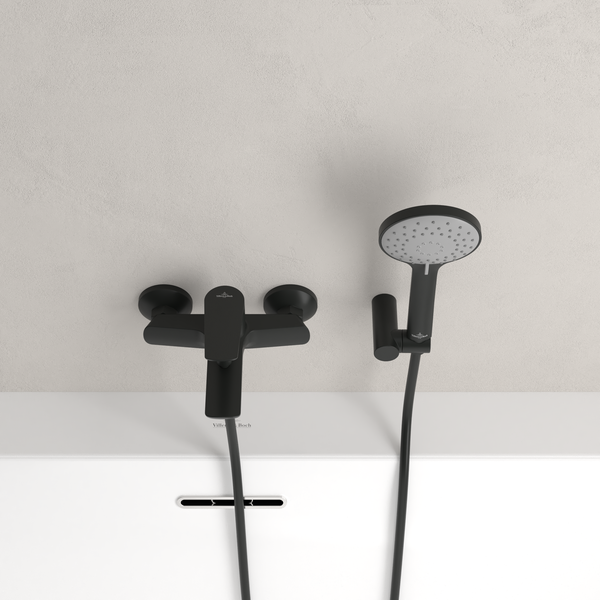 Villeroy & Boch Oasis Badewannenarmatur Aufputz, Wasserhahn Badewanne mit Rückflussschutz und Umstellfunktion, Mischbatterie Badewanne mit beweglichem Strahlregler, rund, Matt Black
