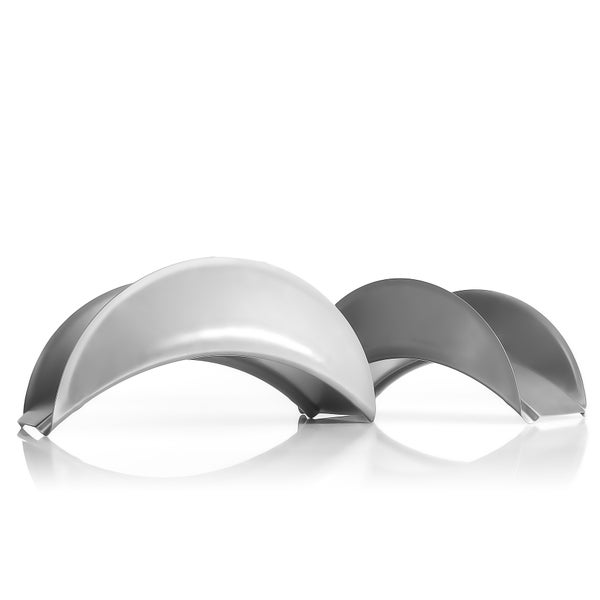 Zwei Erdbohrer aus Stahl