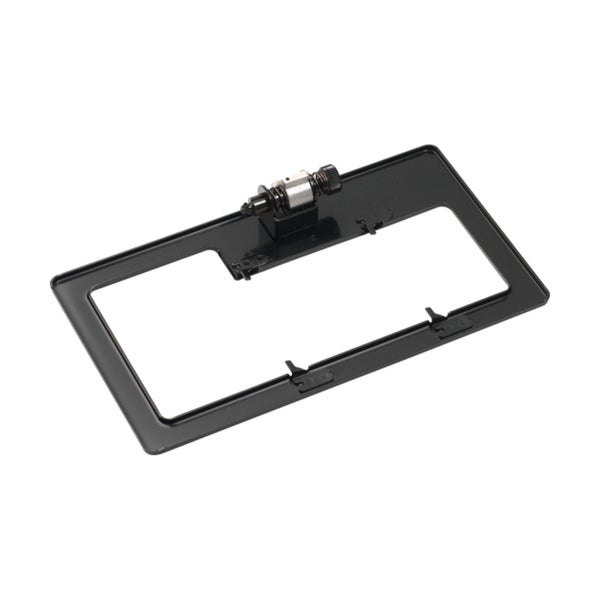 Hand schleift Holzstück mit Akku-Schwingschleifer von Festool
