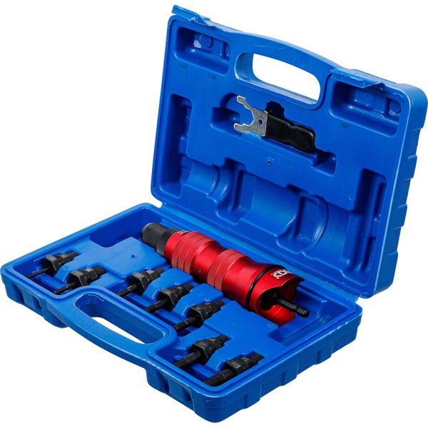 Werkzeugsatz mit Auszieher und Adaptern in blauem Koffer