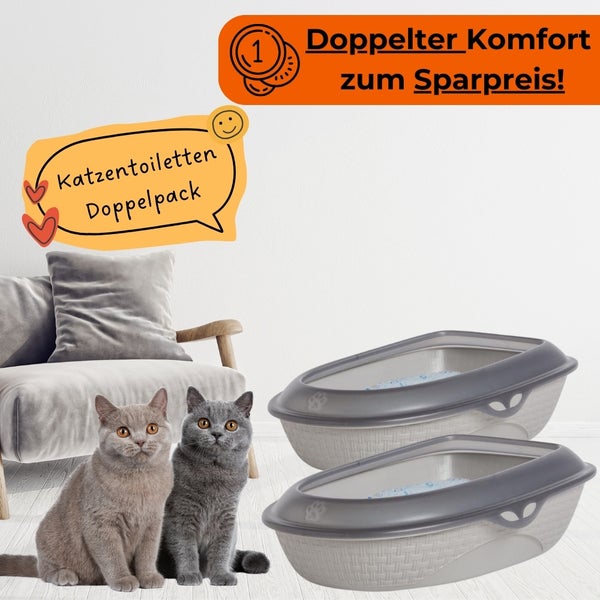 Zwei Katzentoiletten aus Kunststoff mit Katzen und Saugfähigem Katzenstreu