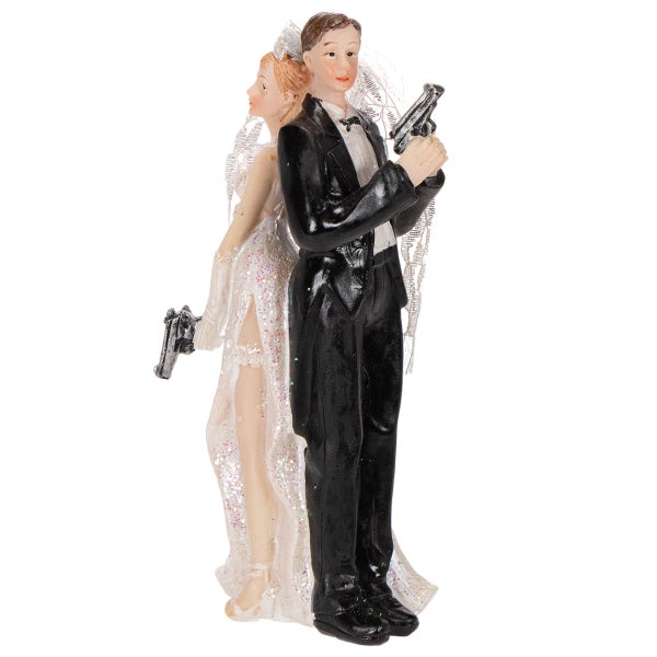 Tortenfigur Hochzeitspaar im Agenten-Stil mit Pistolen, Brautpaar aus Kunststoff für die Dekoration von Hochzeitstorten.