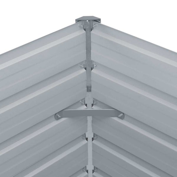 Eckverbindung eines Hochbeets aus Metall mit Schraubverbindungen und stabilisierender Eckstrebe.