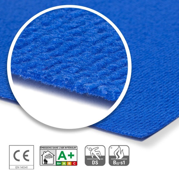 Blauer Teppichboden mit CE-Kennzeichen, A+ Emissionsklasse, DS-Zeichen und Bfl-s1 Brandschutzklasse
