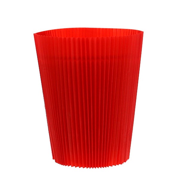 Rote plissierte Manschette für Blumentöpfe aus Papier.