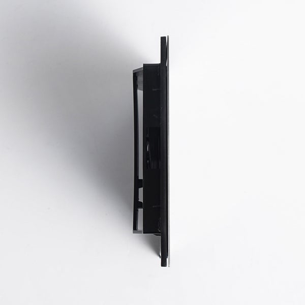 Schalterrahmen von der Seite