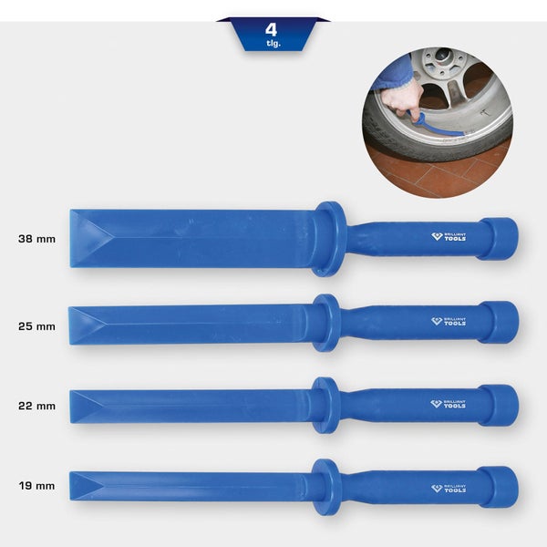 Vier Stechbeitel mit Kunststoffgriff