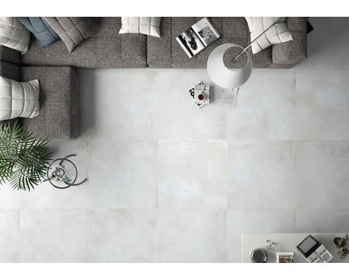 Beige Bodenfliese mit Marmoroptik