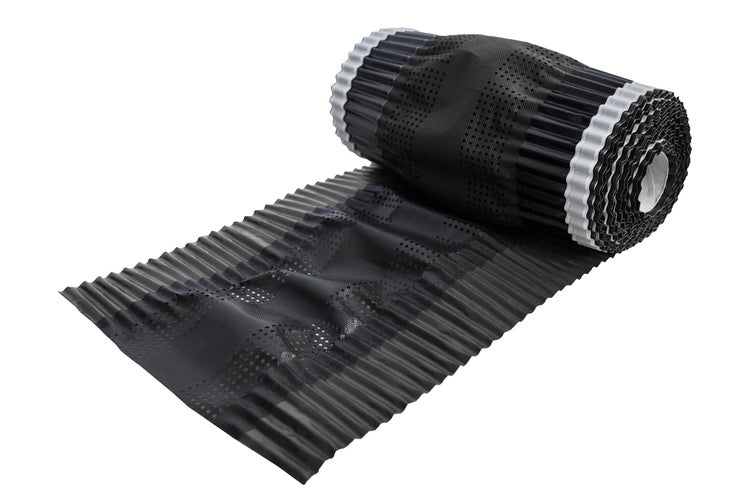 Dachlüftungsbahn in Rolle