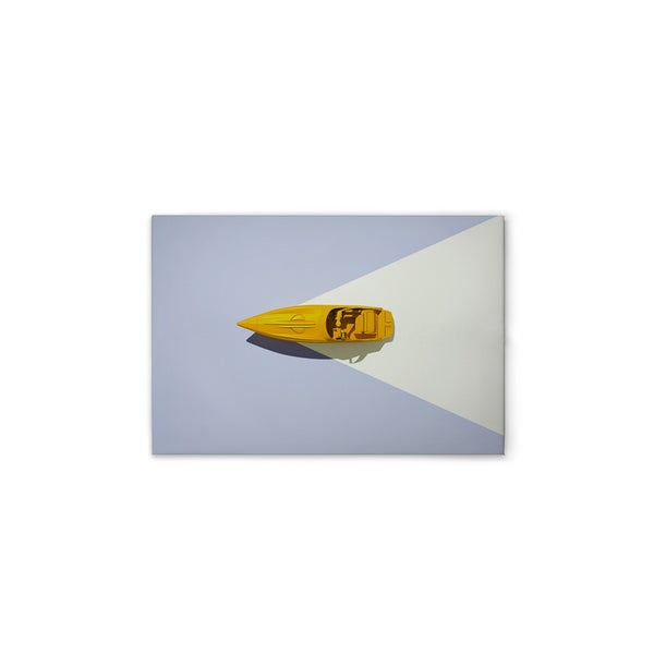 Gelbes Spielzeugboot auf Leinwand