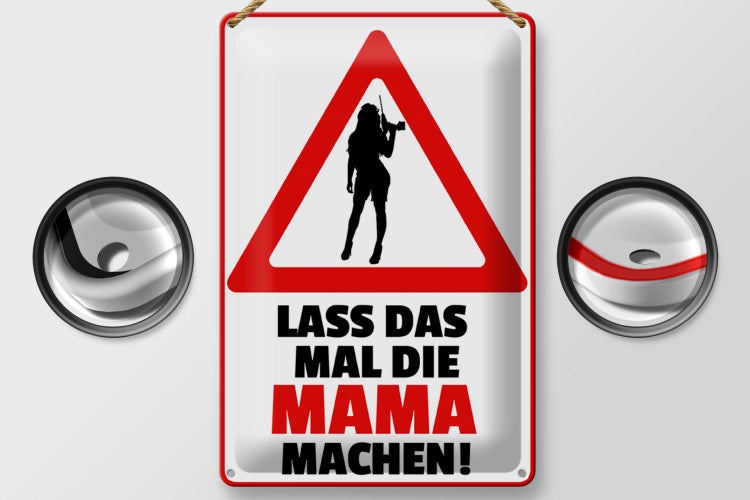 Schwarzes Metallregal mit drei Holzböden zur Aufbewahrung