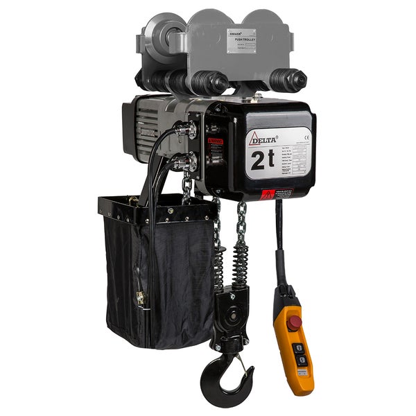 Elektrische Kettenzug mit Fahrwerk und einer Traglast von zwei Tonnen.