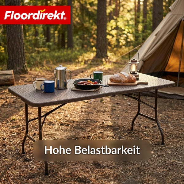 Tisch mit hoher Belastbarkeit für Campingausflüge im Wald