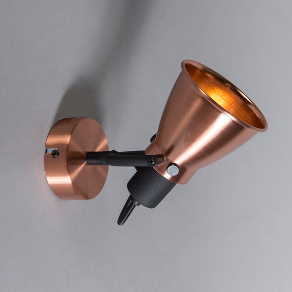 Wandleuchte aus Metall