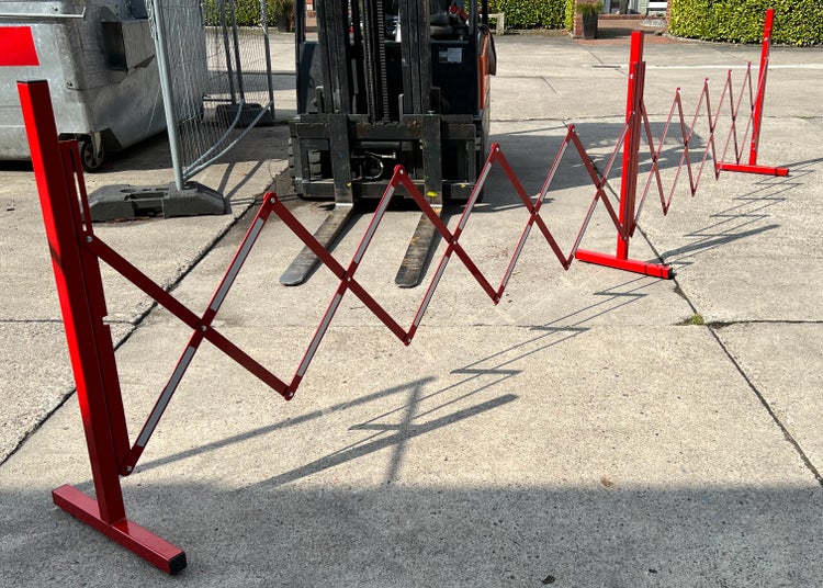 Stahl Scherengitter schwer ausziehbar Scherensperre verzinkt und pulverbeschichtet / rot/weiß / 5.2 Meter