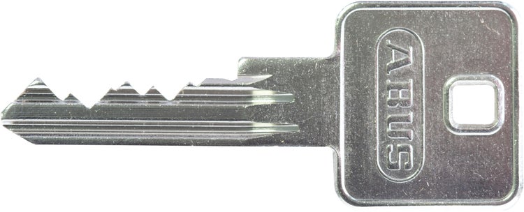 ABUS Profilzylinderschlüssel aus Metall mit ABUS Logo auf der Reide.