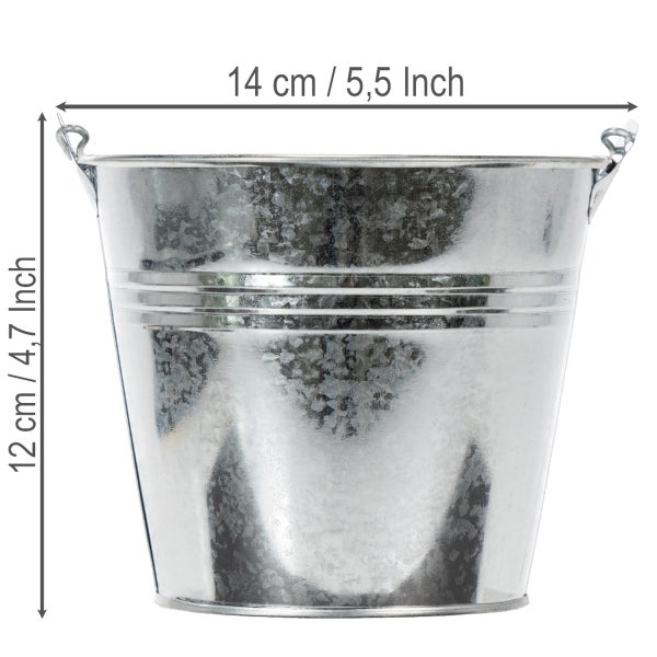 Verzinkter Metalleimer mit Maßen: Höhe 12 Zentimeter und oberer Durchmesser 14 Zentimeter.