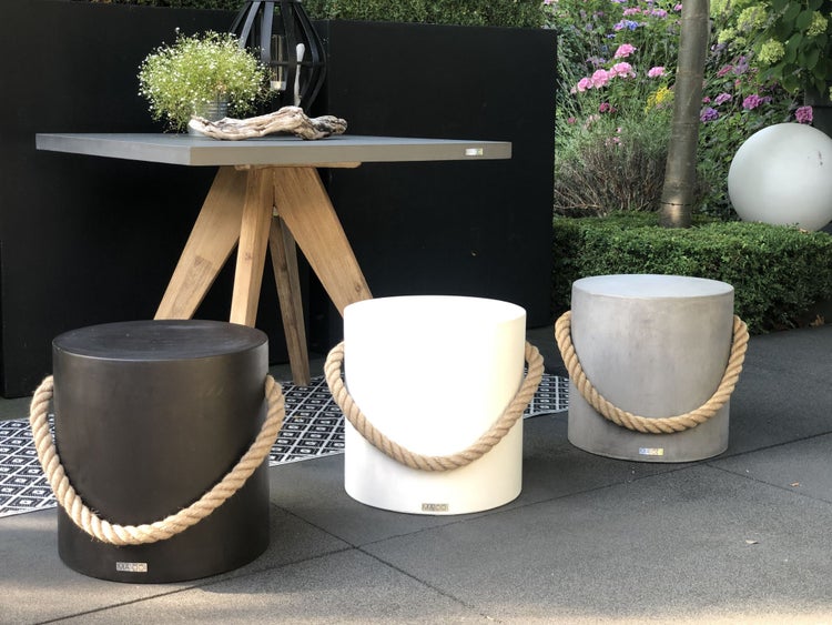 Novum Betonhocker mit Tau betongrau